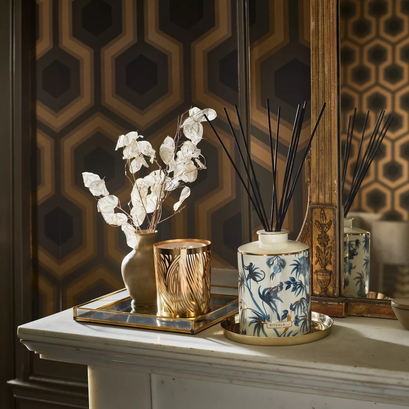 VOTIVE TRIANGLES, Porcelain, White